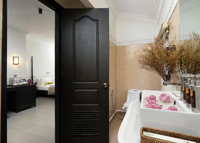 The Palace Indochine 4*