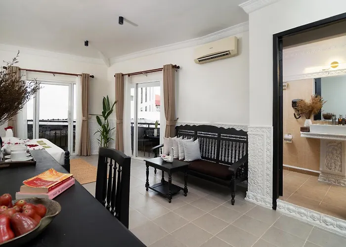 The Palace Indochine Hotel 4*