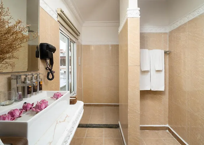 The Palace Indochine 4* Siem Reap